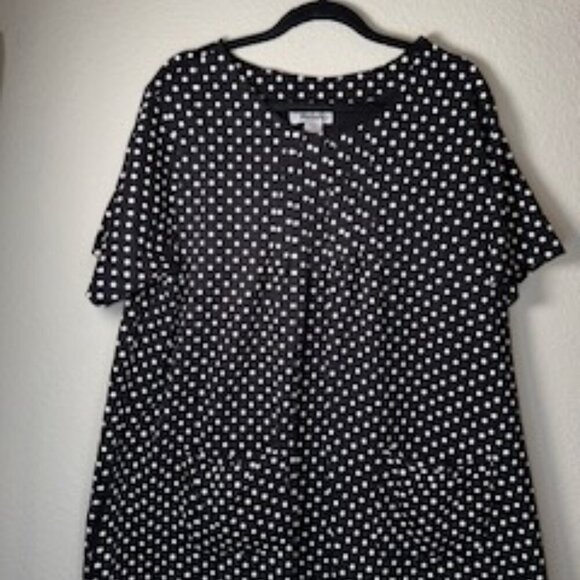Anthony‎ Richards Woman's Plus Black/White Polka Dot Pullover Short Sleeve Top - Picture 1 of 7